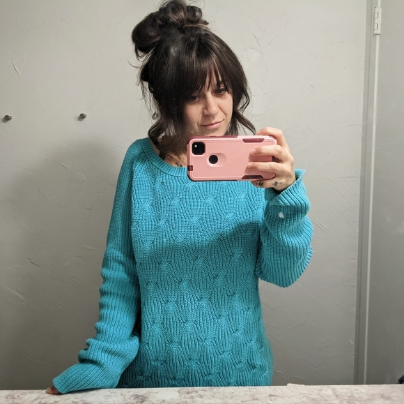 Blue Vintage Oversized Cable Knit Sweater - Picture 6 of 6
